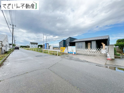 【前面道路含む現地写真】 | Livele Garden.S深谷市宿根第3　【平屋】新築住宅 | 現地(2026年5月撮影)