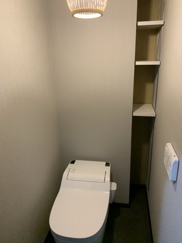 大阪市西成区戸建てのトイレ