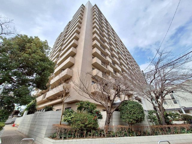 綾瀬プルミエの外観