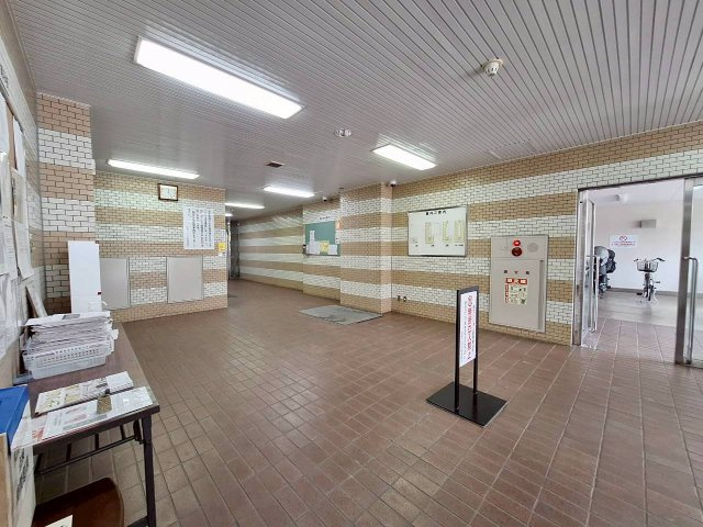 綾瀬プルミエのロビー