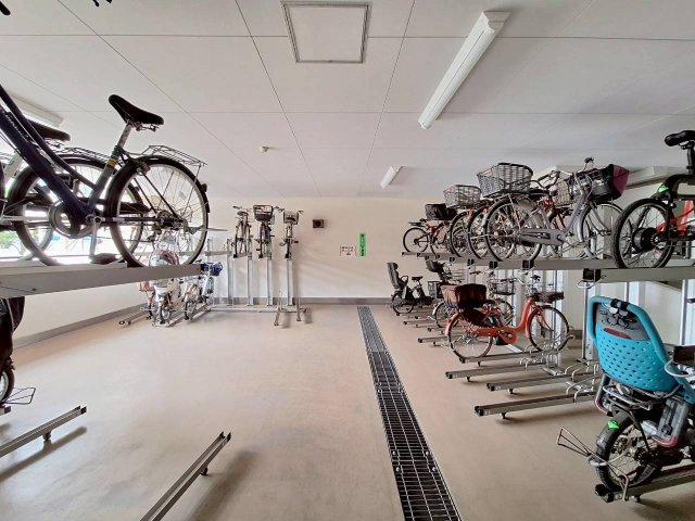 綾瀬プルミエのその他共用部分|駐輪場