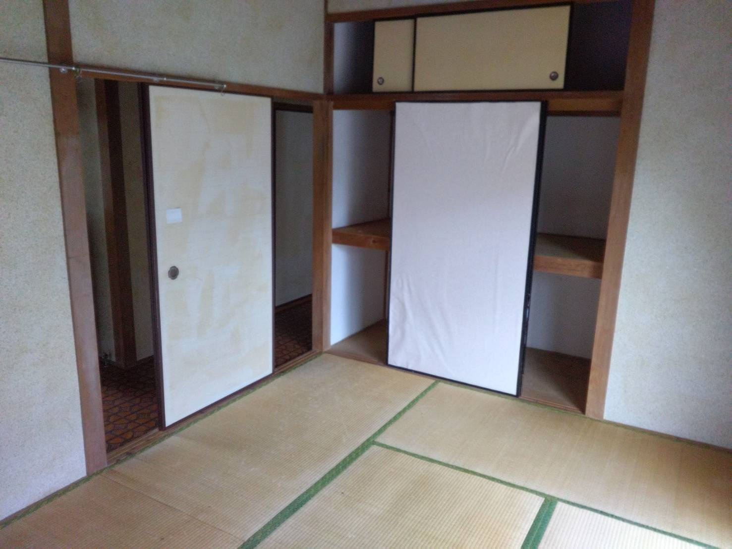 西条市福武甲2136-4　中古戸建の和室