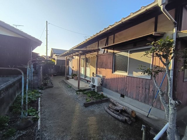 西条市福武甲2136-4　中古戸建の外観