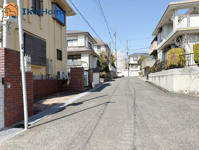 神戸市西区樫野台2丁目　全2棟B号棟　新築戸建の周辺|●年中無休：当日予約可●前面道路は幅員約6ｍとゆったり！小学校徒歩4分・中学校徒歩12分で通学便利♪