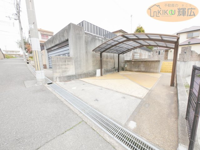 【駐車場】 | 明石市魚住町錦が丘1丁目　中古戸建