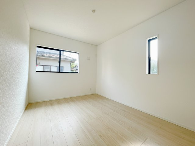 新築戸建・新築建売　太田市南ヶ丘町第2　尾島小学校・尾島中学校の洋室