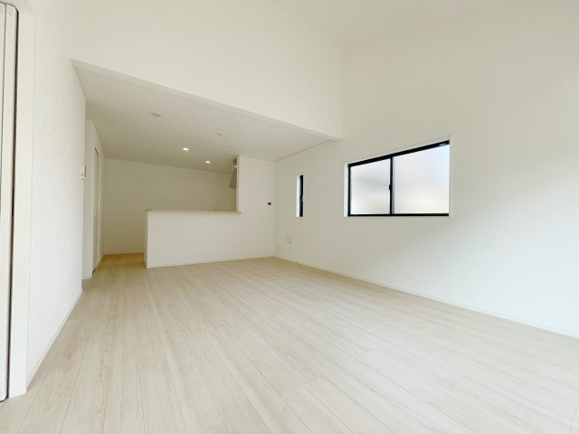 新築戸建・新築建売　太田市南ヶ丘町第2　尾島小学校・尾島中学校の居間・リビング