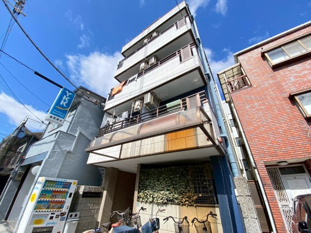 イーストレジデンス永和の外観