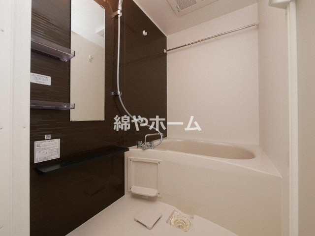 ワールドアイ難波南PORTAの浴室|日々の暮らしに欠かせないお風呂です