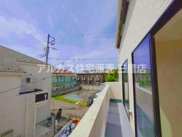 狛江市中和泉５丁目 小田急線 狛江駅 新築戸建のバルコニー