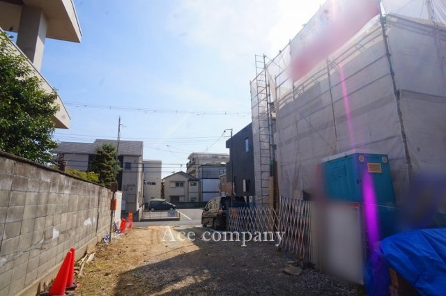 【前面道路含む現地写真】 | 八尾市東山本新町8丁目 | 【只今建築中！現地2026年3月27日現在☆】