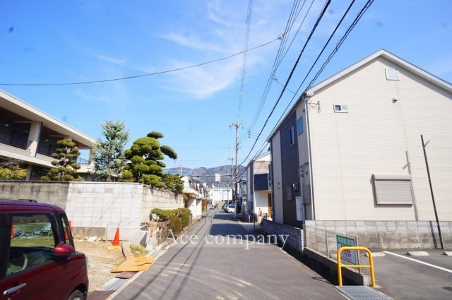 【前面道路含む現地写真】 | 八尾市東山本新町8丁目 | 【前面道路：幅員4.5ｍ】