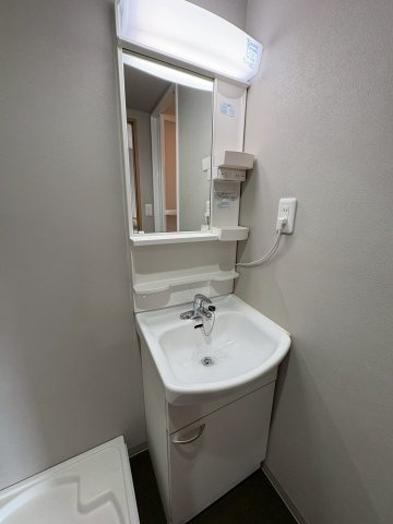 宝塚駅前BASEの洗面所