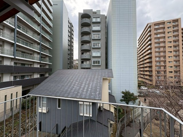 宝塚駅前BASEの展望