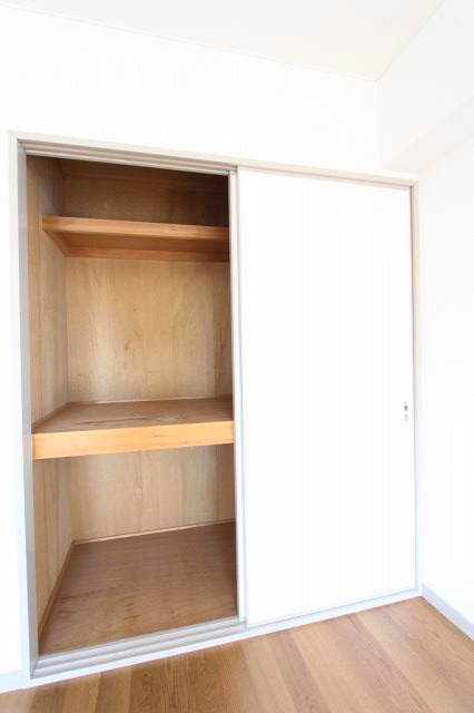 ハイツユーリーの収納