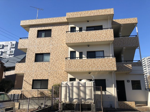 ハイツユーリーの外観