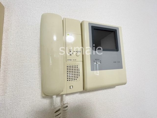 グランソレイユ大宮のセキュリティ|モニター付きインターホンです。