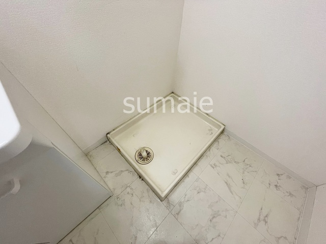 グランソレイユ大宮の設備|室内洗濯機置場です。