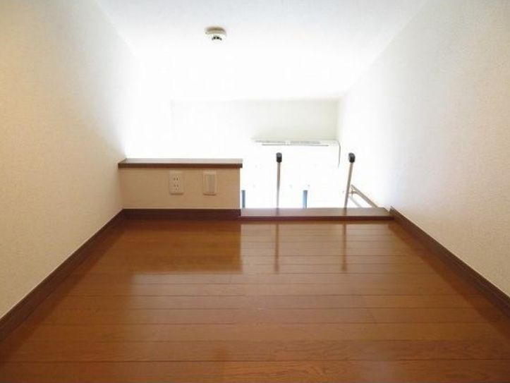 ８７house０２の寝室