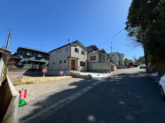 明和2丁目　売地の前面道路含む現地写真