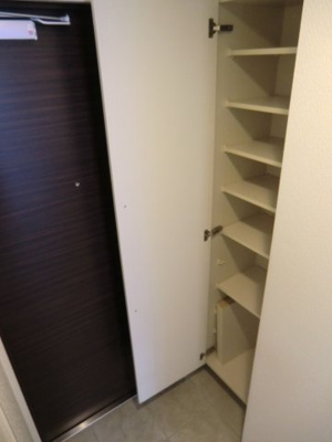 【玄関】 | ストークレジデンス昭和町