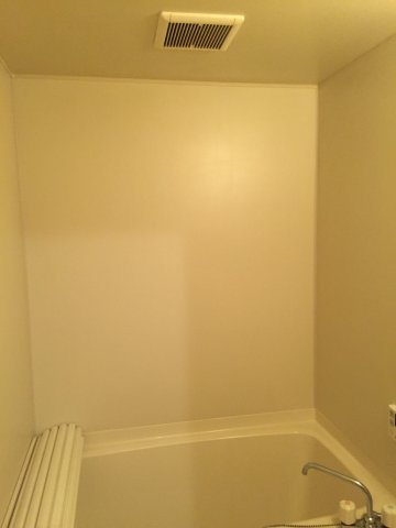 ネオメゾンフジの浴室|きれいなお風呂です