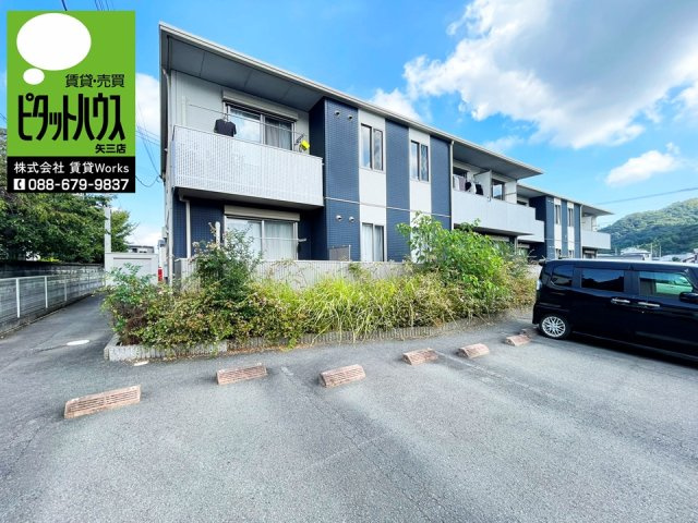 シャーメゾンツインズ　Ｂ棟