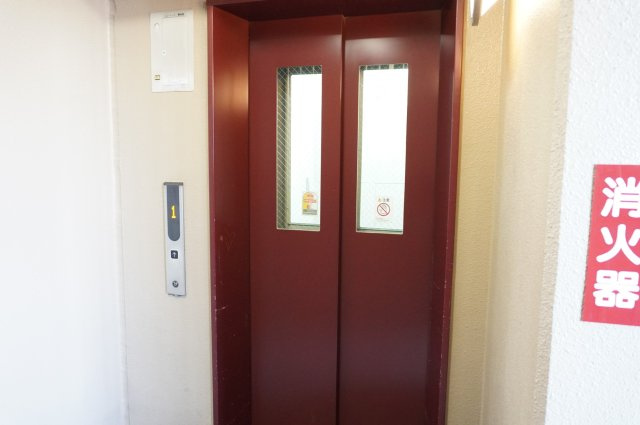 サンクレイドル草加弐番館のその他共用部分|エレベーター