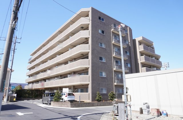 サンクレイドル草加弐番館の外観