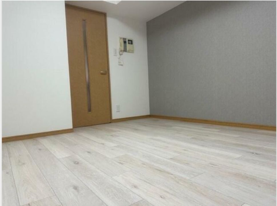 ルーブル早稲田弐番館の寝室|洋室