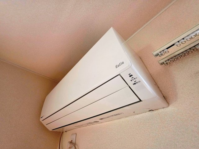 【設備】 | メゾン カンパニュールA棟 | エアコン