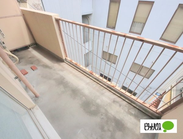 東生駒ハイツのバルコニー