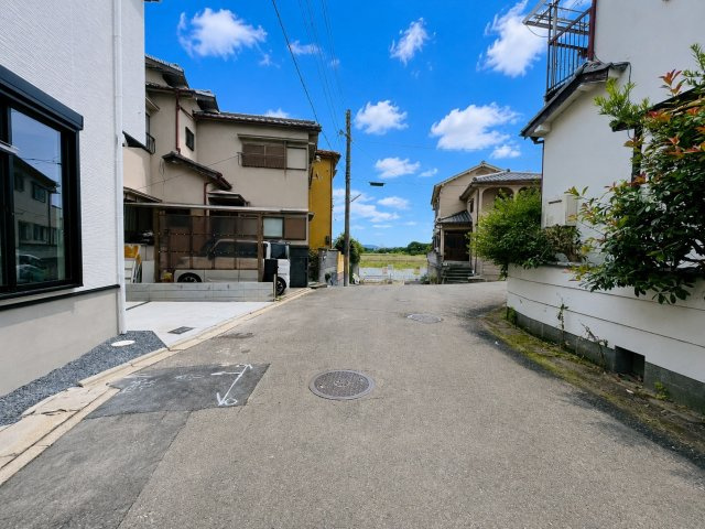 淀生津町の駐車場