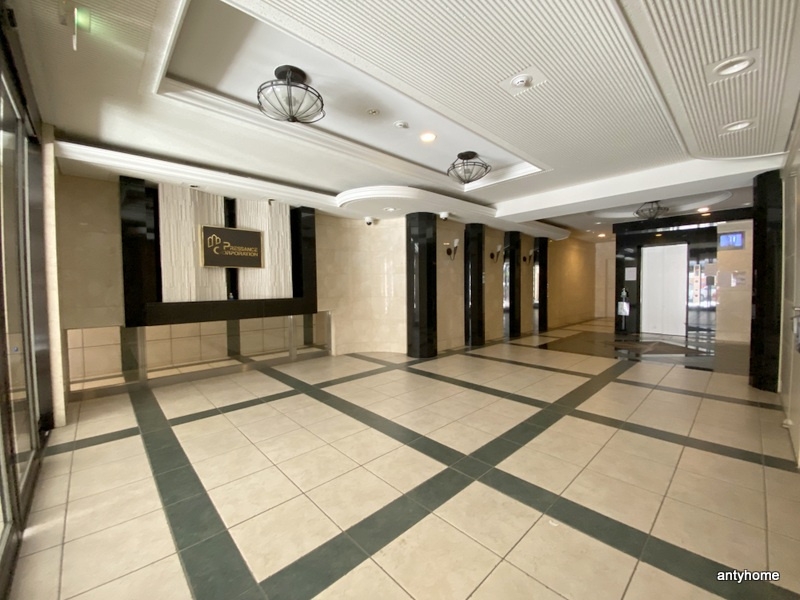 プレサンス本町プライム　仲介手数料無料のロビー