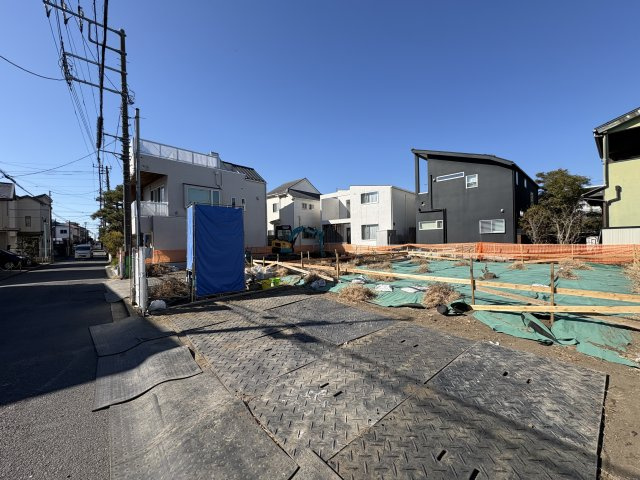 KUGENUMA COAST RESIDENCE — 鵠沼松が岡の邸の前面道路含む現地写真