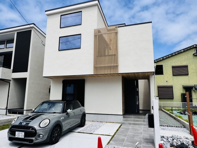 KUGENUMA COAST RESIDENCE — 鵠沼松が岡の邸