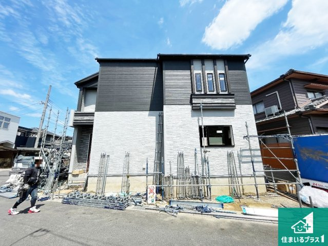 城陽市寺田市ノ久保　新築一戸建てのその他|流行に左右されないシンプルな外観！
