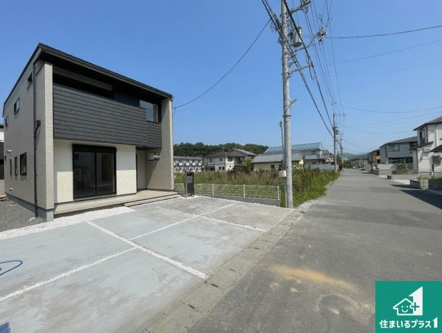 南丹市園部町横田　第2期　新築一戸建ての前面道路含む現地写真|車通りの少ない前面道路！お子様がいらっしゃるご家族でも安心！