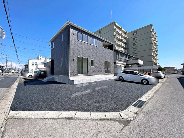 新築戸建・新築建売　郡山市島第3　大成小・第一中の外観|駐車スペースは3～4台可能です！（車種による）