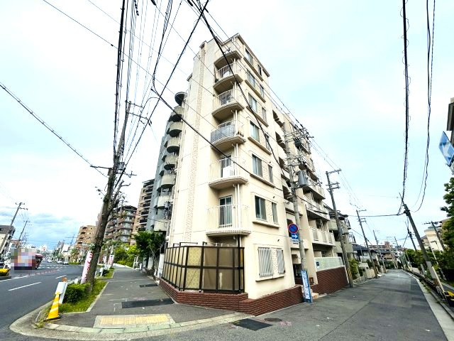 ドルフ西岡本
