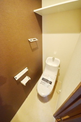 【トイレ】 | メゾンカンパニュール | 別部屋の写真です。