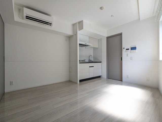 フラッフィー西早稲田の居間・リビング