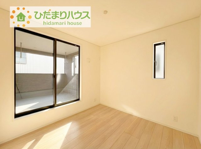 【洋室】 | 常総市水海道天満町第3　新築戸建　2号棟 | お掃除もラクチンなフローリングのお部屋です♪