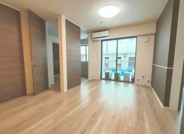 ルミエールドゥソレイユの居間・リビング