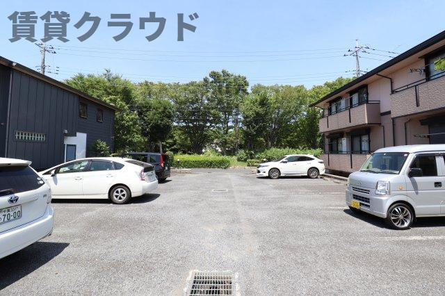 サンボナール　Ｊの駐車場|駐車場があります