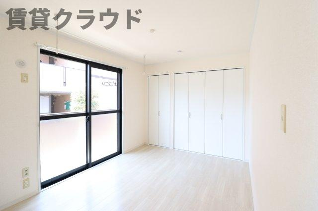 サンボナール　Ｊの寝室|落ち着いた色調の寝室です