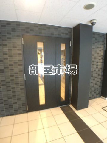 グランフォース上野入谷のエントランス