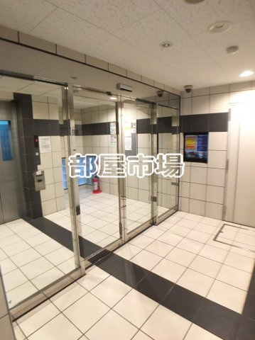 グランフォース上野入谷のロビー