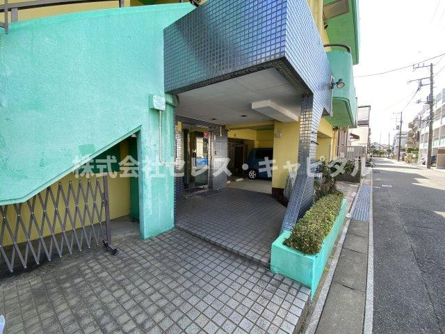 ハイリッジタワーズ1の外観|落ち着いた雰囲気の外観です