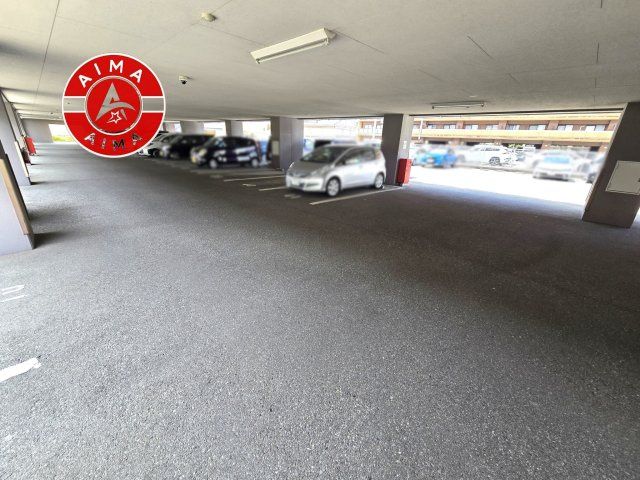 アンピール比恵南の駐車場|敷地内駐車場です。